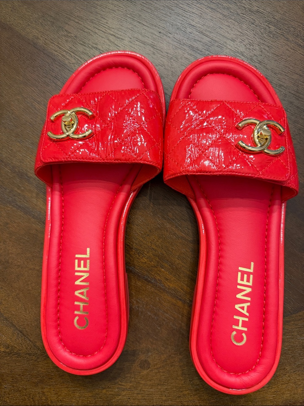 CHANEL Red Quilted Patent CC Logo Slide Sandals